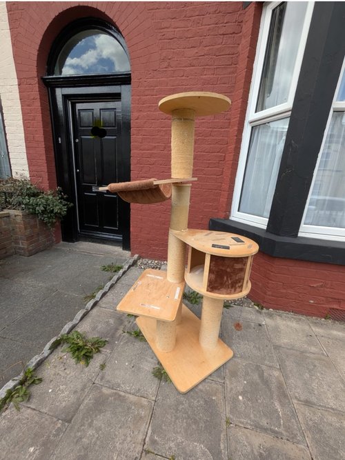 Preloved Cat tree